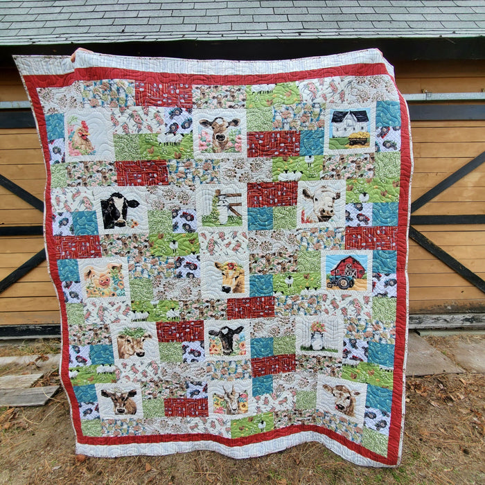 Quilt Kit - Quilting Supplies online, Canadian Company Farm Animal Tile QUILT